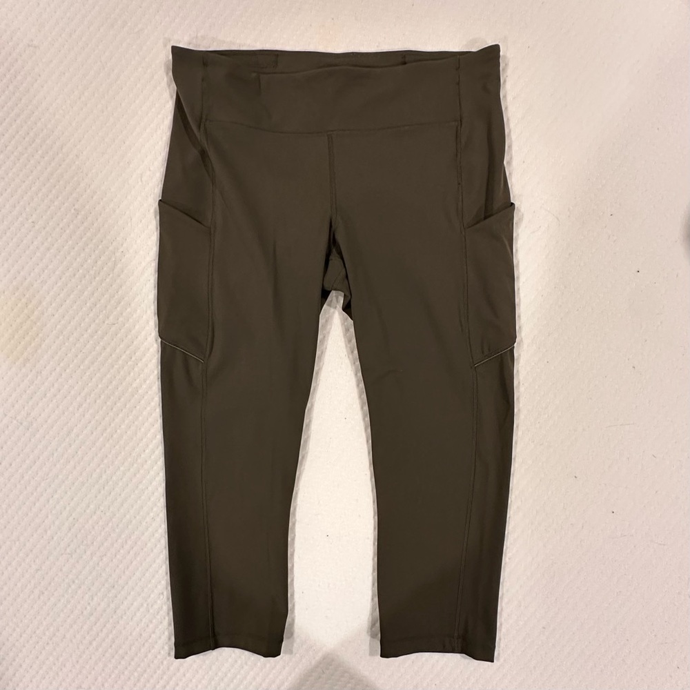 Lululemon 21” Crop Wunder Train Leggings with Pockets Green Size 12